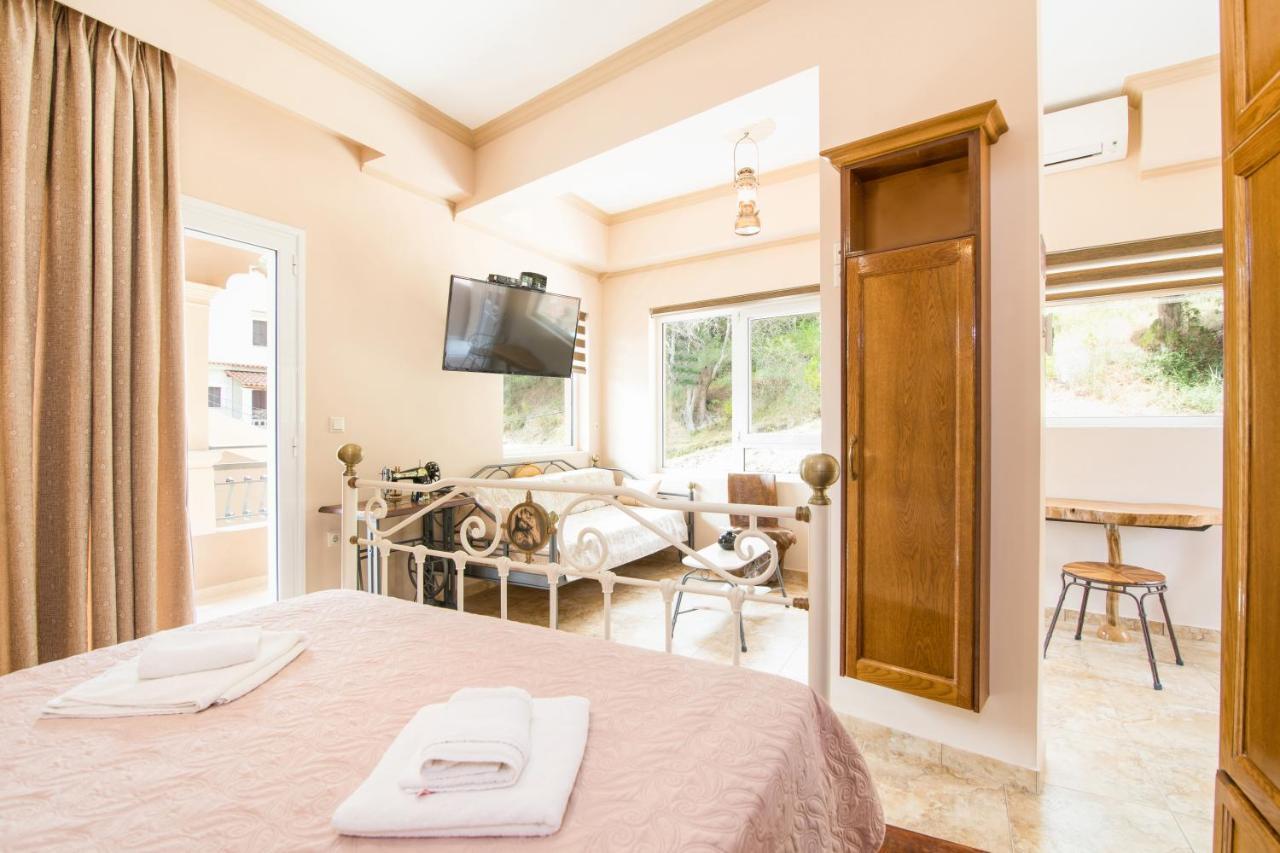 Kadith Apartments Agios Gordios  Buitenkant foto